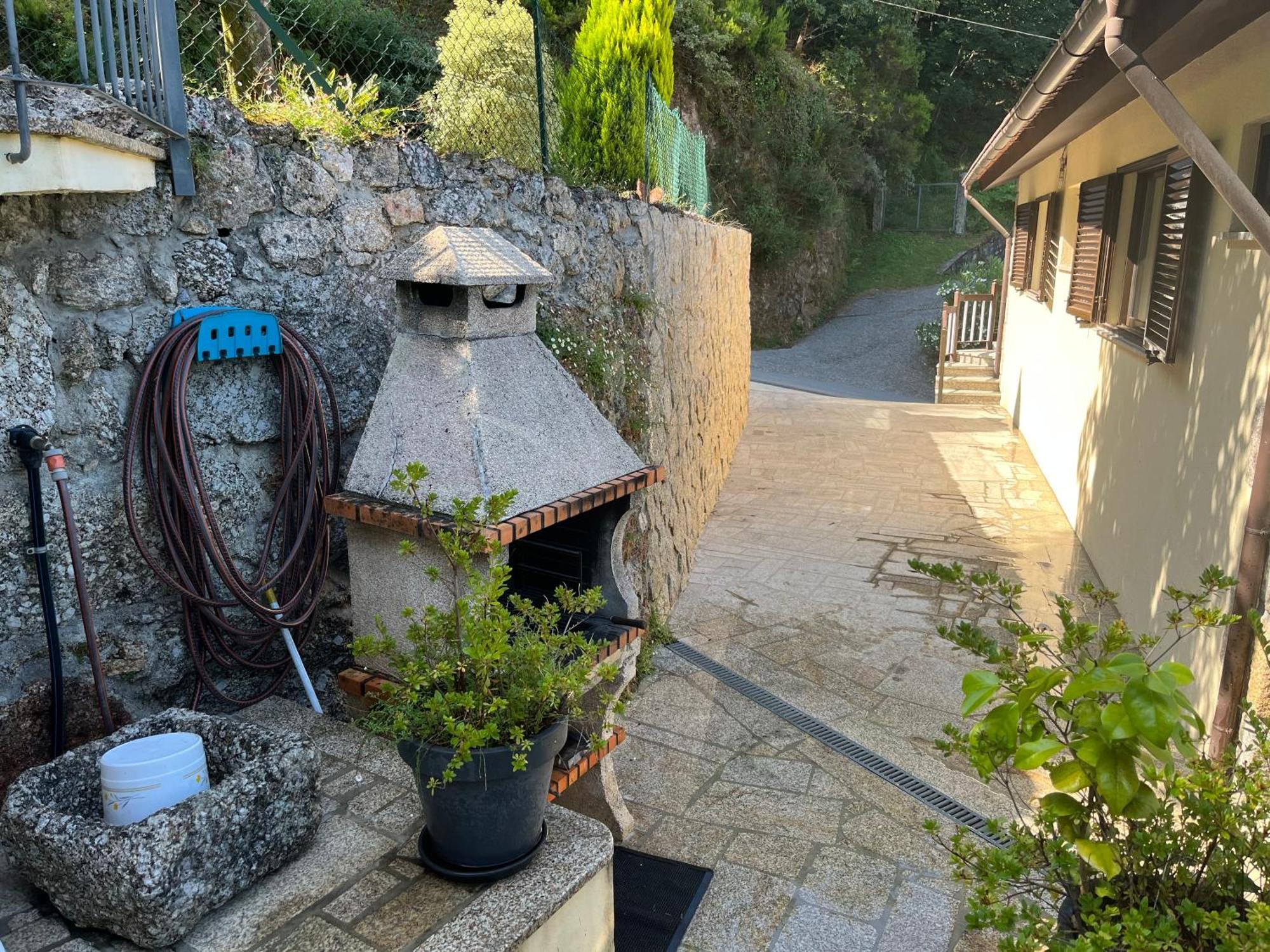 Casa De Casarelhos - Vistas Rio, Campo E Montanha - Lareira